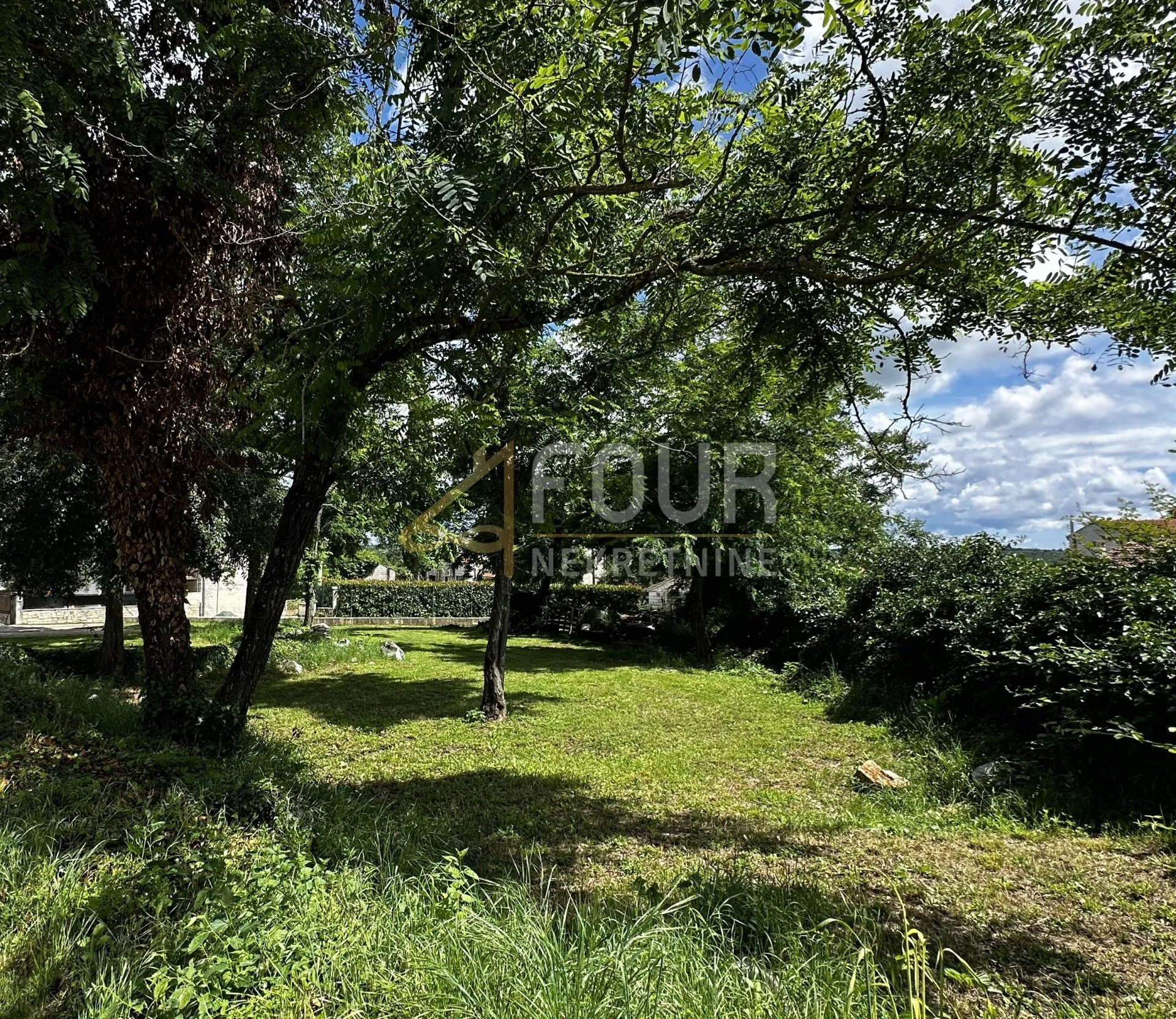 istra, višnjan, građevinsko zemljište 769m2 - slika 4