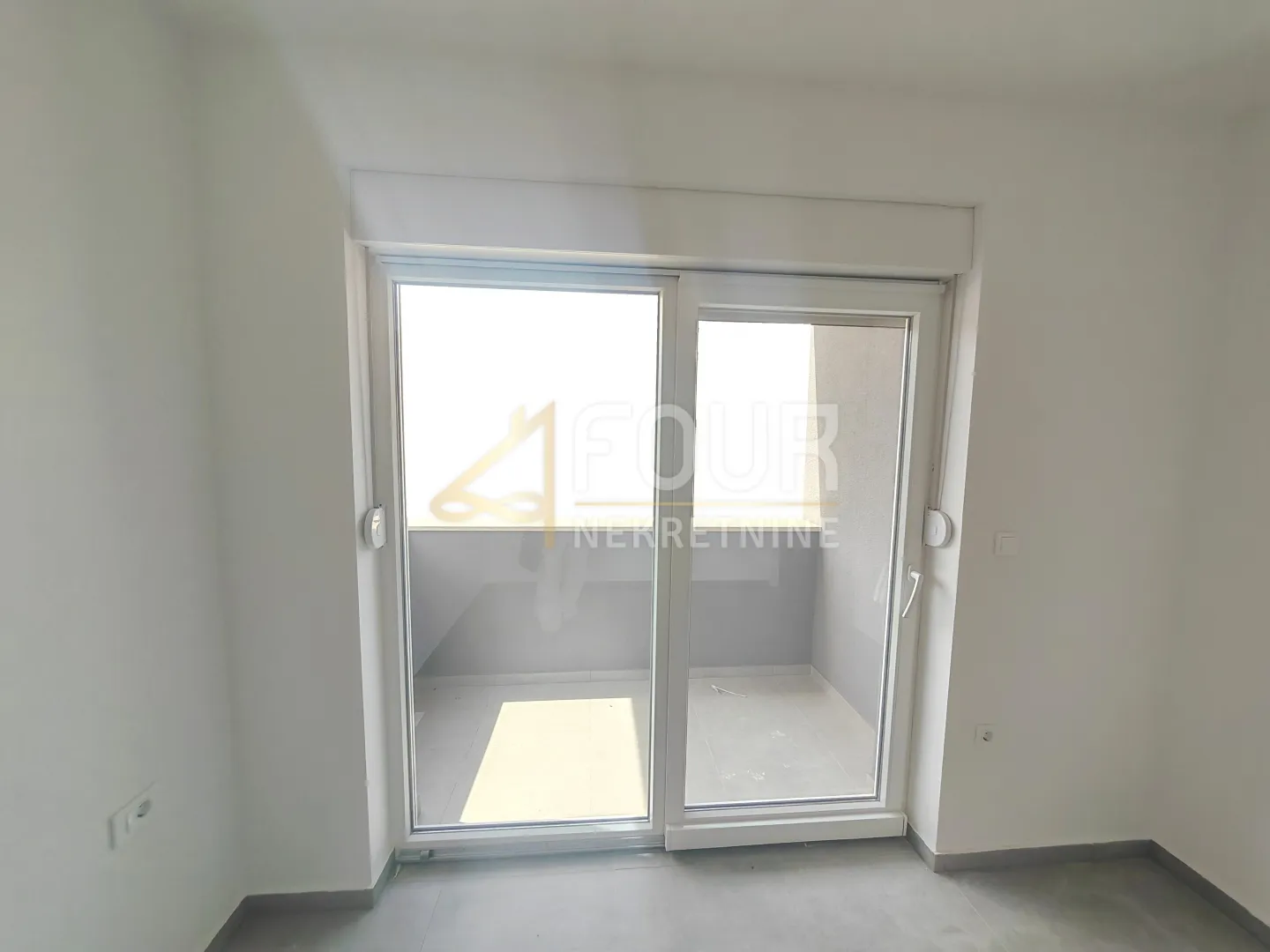 istra, pula - valdebek, novogradnja, 89.95m2, 3s+db, lođa - slika 4