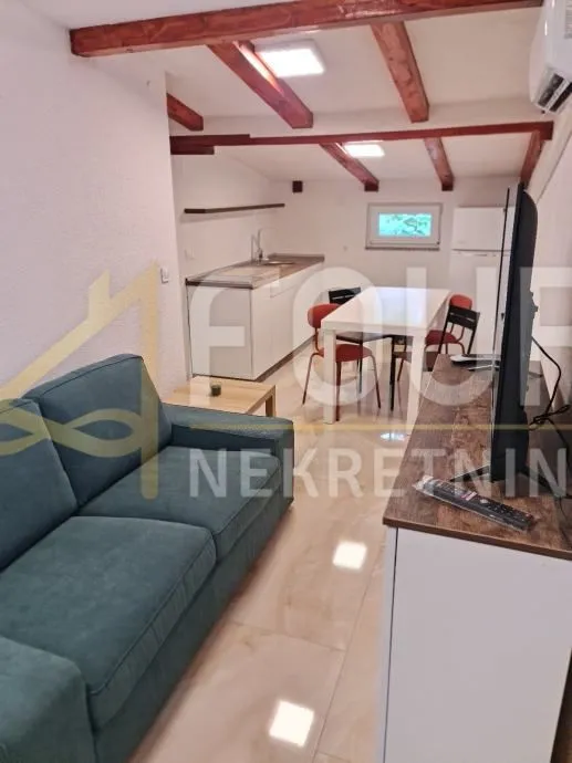 kraljevica, adaptirana kuća sa 7 stanova - slika 3