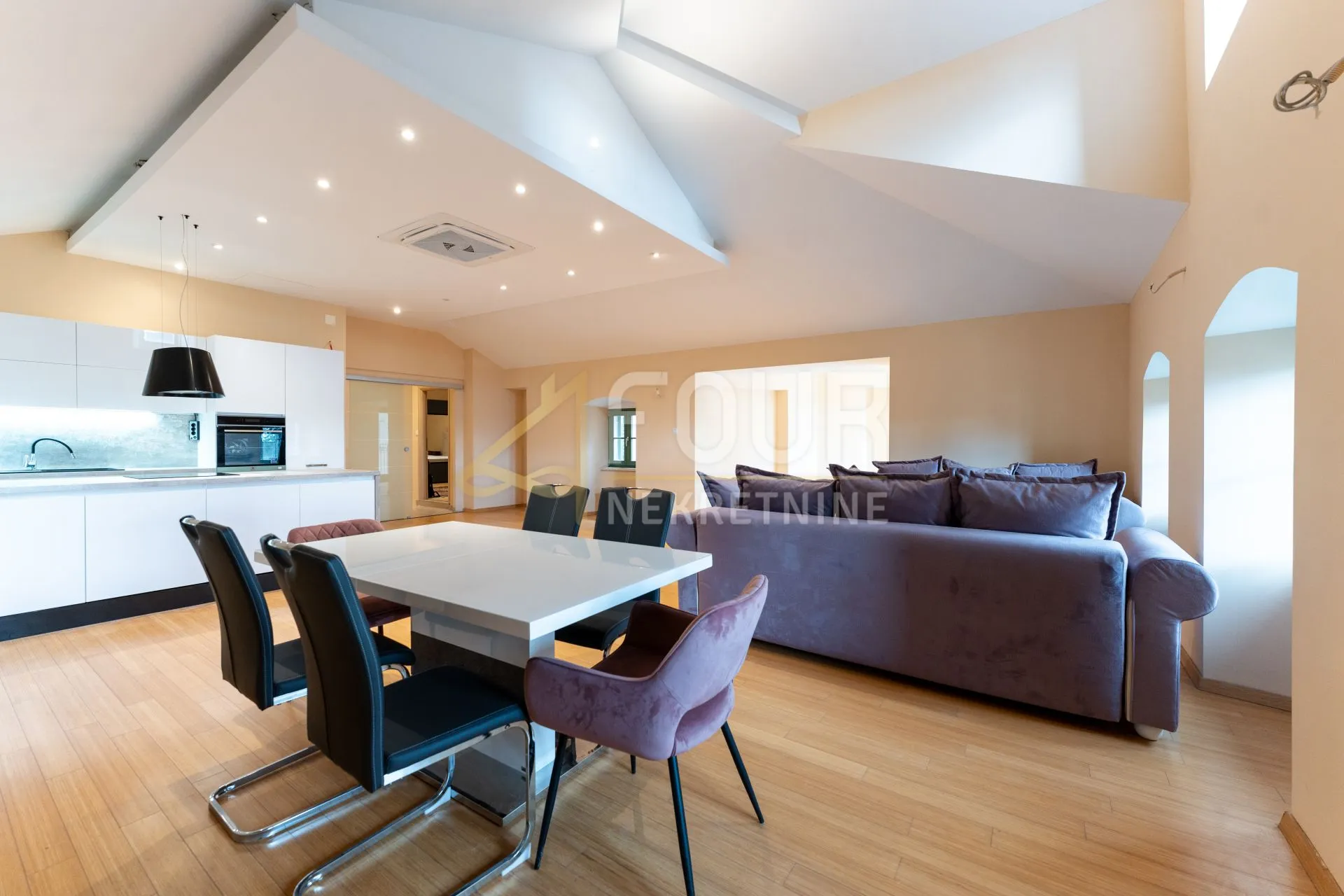 opatija, 135m2, 2s+db, balkon, vrt, pogled na more - slika 3