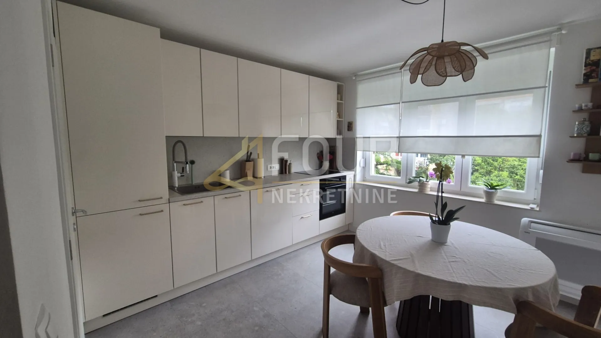 Rijeka, Donja Vežica, 48.88m2, moderan 2skl, balkon