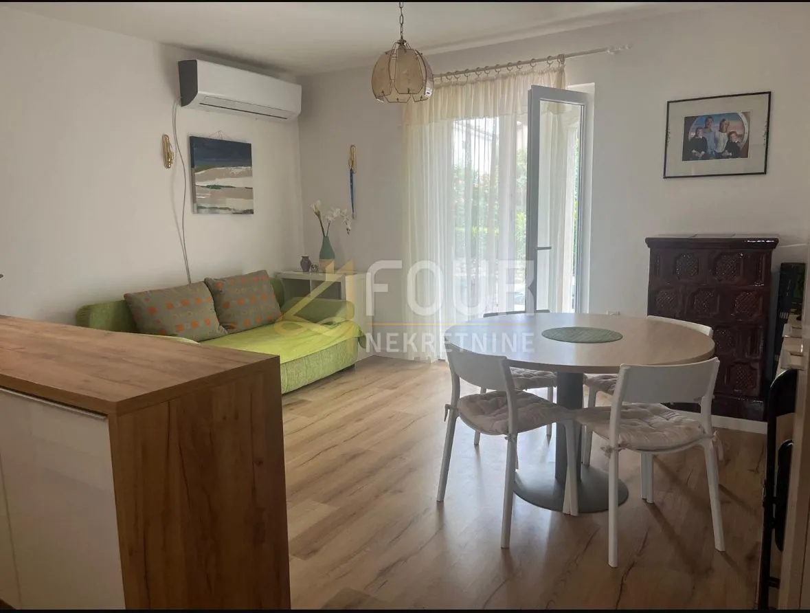 otok krk, grad krk, dvojna kuća s 2 stana - slika 3