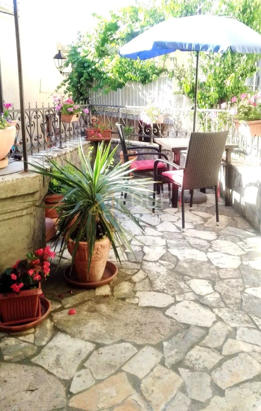 otok cres, beli, šarmantna samostojeća kuća 285m2 - slika 15