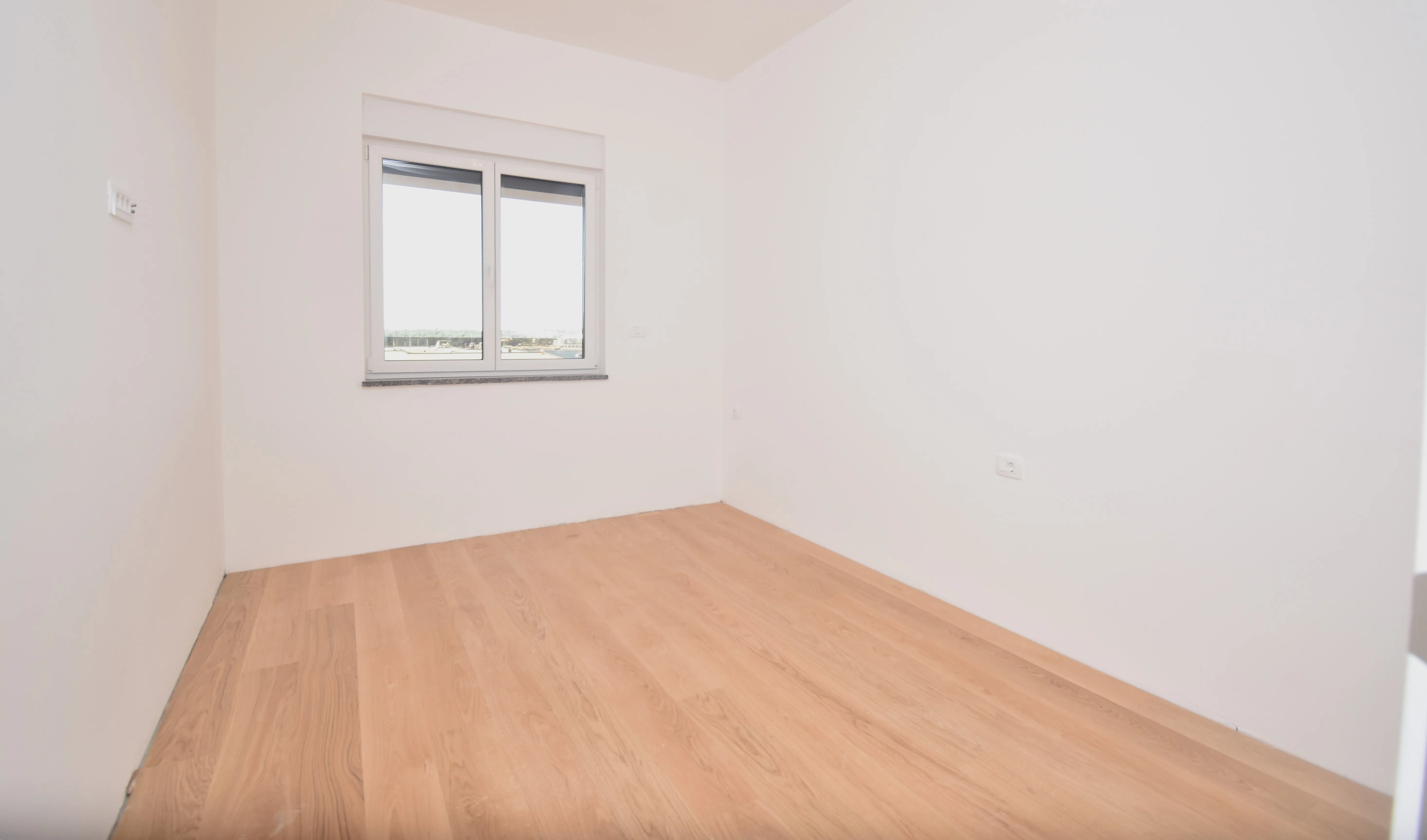 istra, banjole, novogradnja, 100m2, 3s+db, terasa, okućnica - slika 2