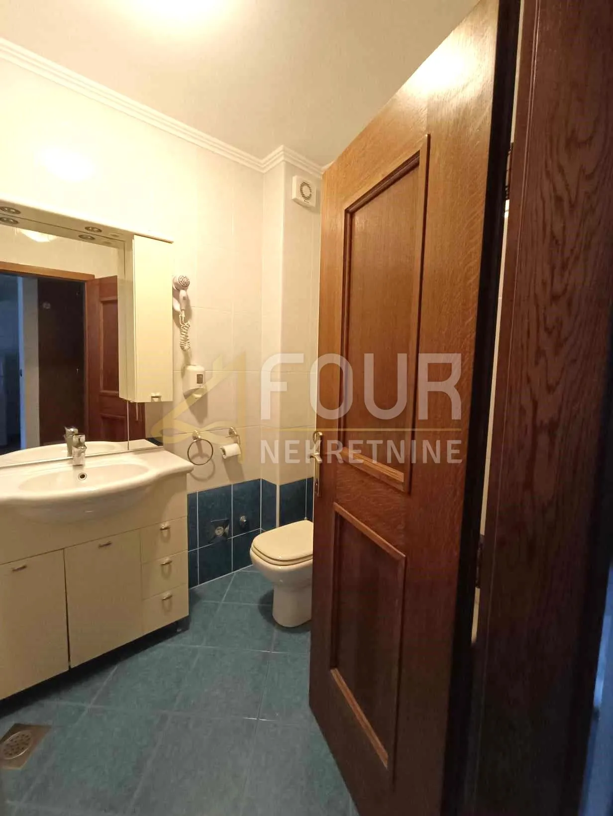 opatija, vila s 15 stanova, 400m od mora! - slika 13