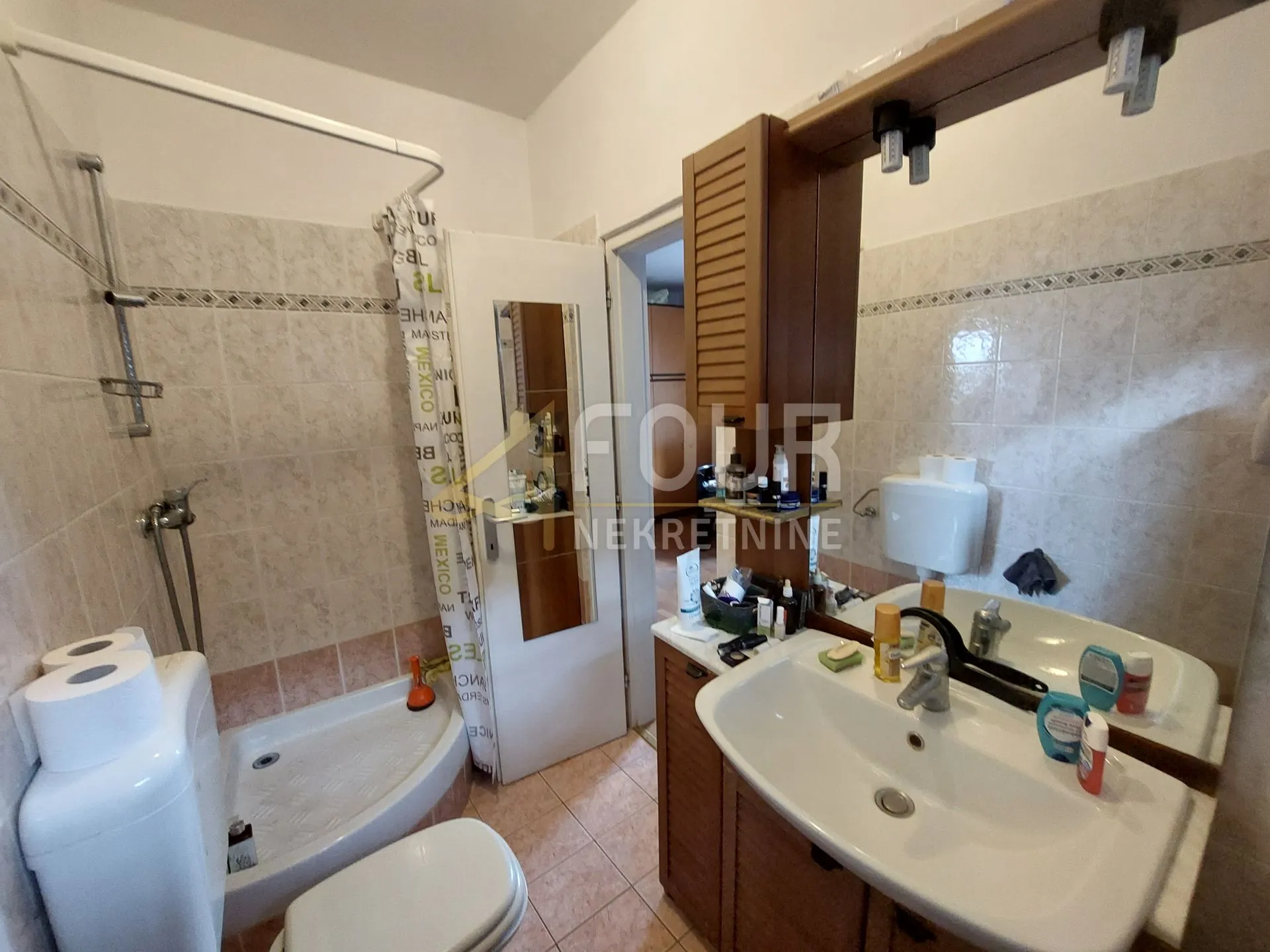 opatija, etaža vile s terasom, veliki potencijal! - slika 10