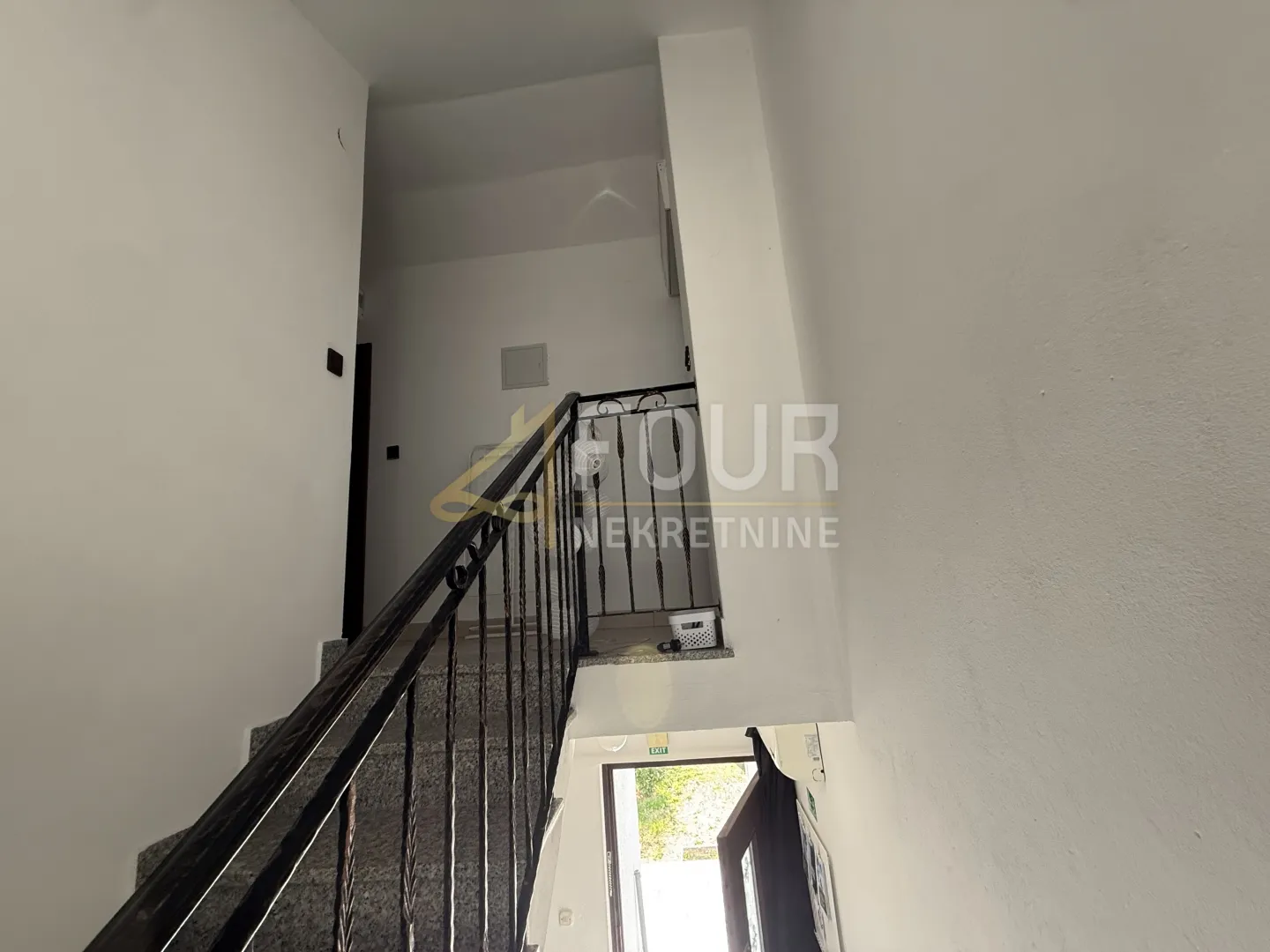 istra, marčana - okolica, samostojeća kuća, 160m2 - slika 32