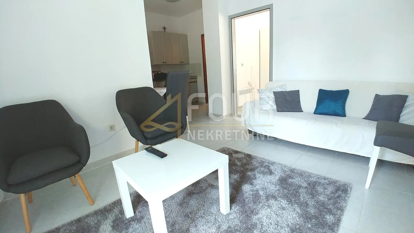 Otok Krk, Krk, 1s+db, 34.80m2, terasa