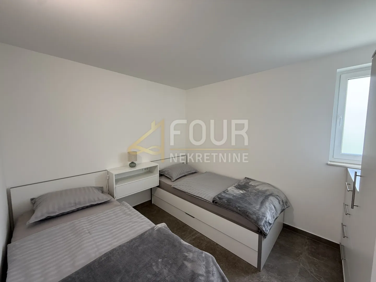 istra, sveti lovreč - okolica, kuća 346m2, balkon, terasa - slika 17