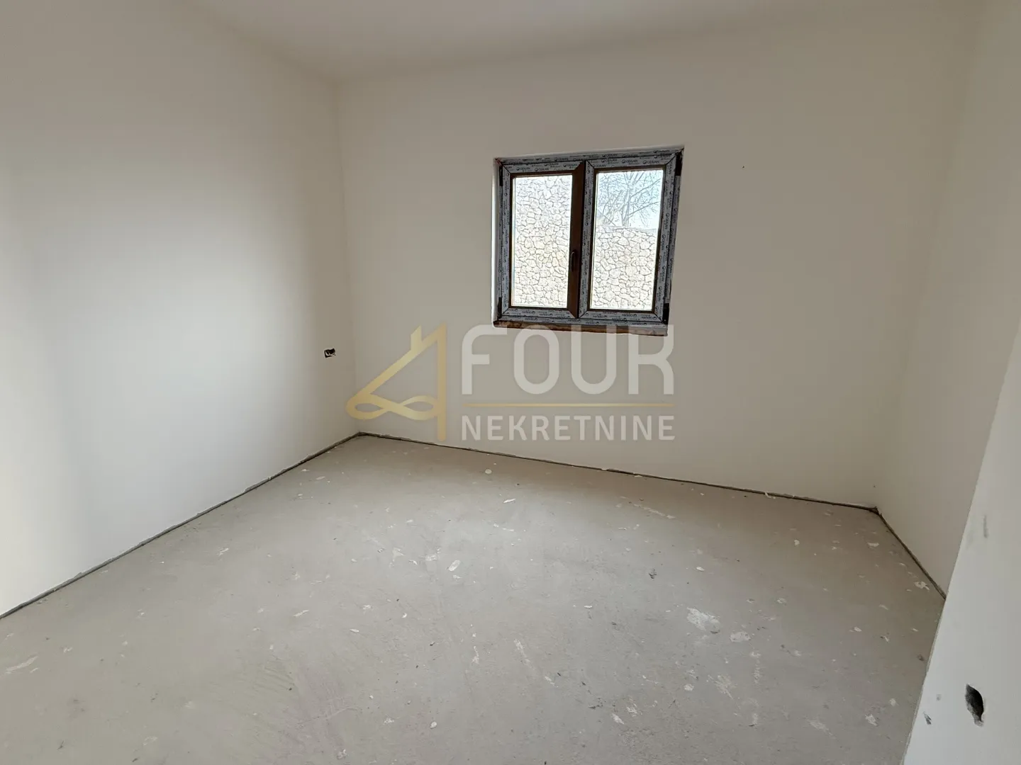 poljane, samostojeća kuća s bazen, 300m2 - slika 8
