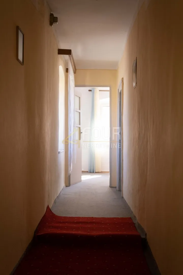 istra, svetvinčenat, imanje s lijepom istarskom kućom i pomoćnim objektima - slika 10