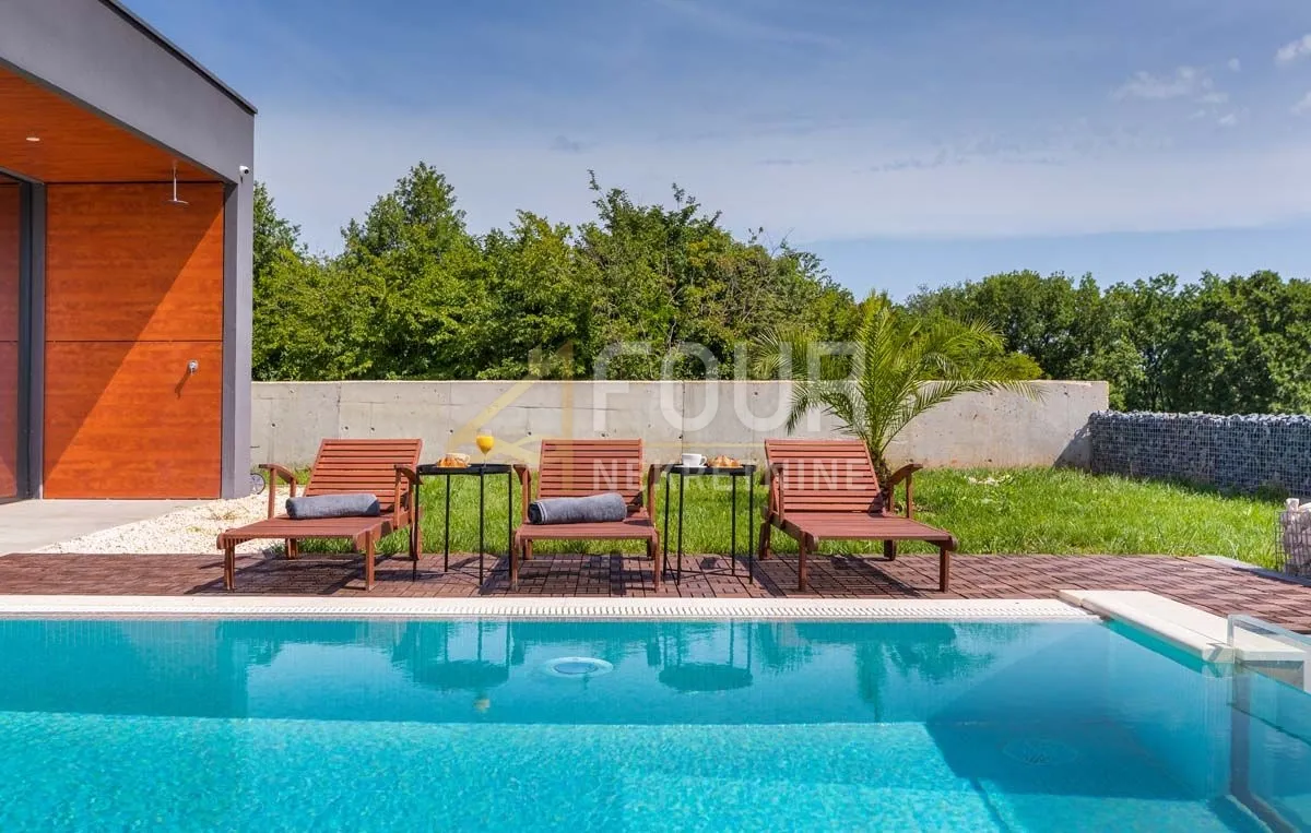 istra, ližnjan, moderna vila s bazenom - slika 10