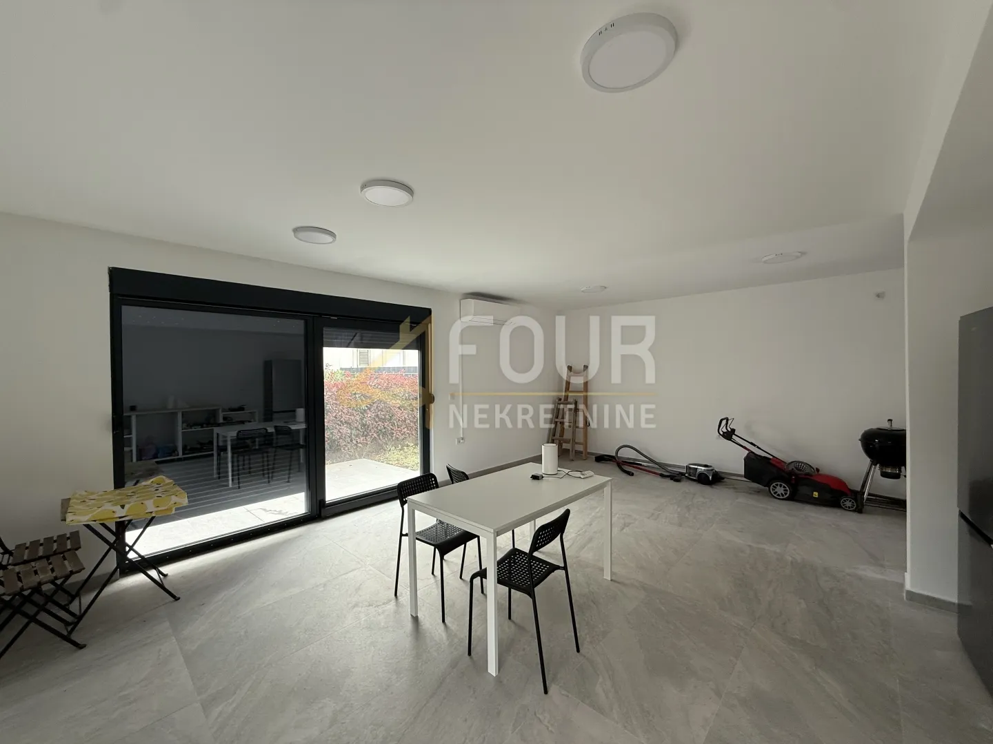 istra, poreč, 4s+db stan s terasom 168,14m2 - slika 3