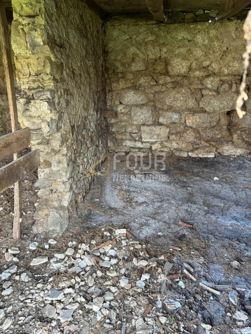 karlovac, vukova gorica - okolica, drveni objekt na parceli 4.115m2 - slika 13