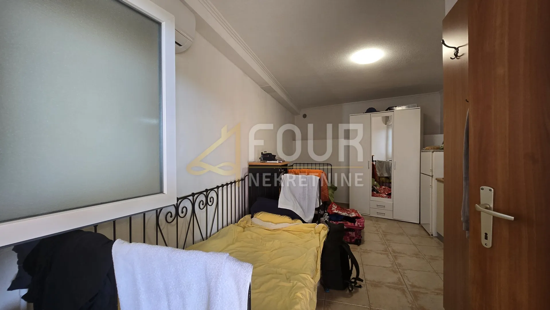 crikvenica, u naravi 2 stana - slika 5