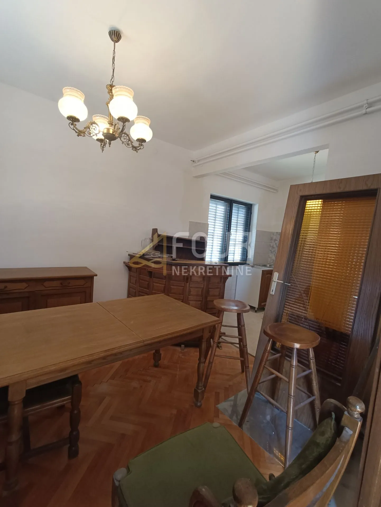 rijeka, pehlin, 412m2, kuća s 3 stana, velika okućnica - slika 6