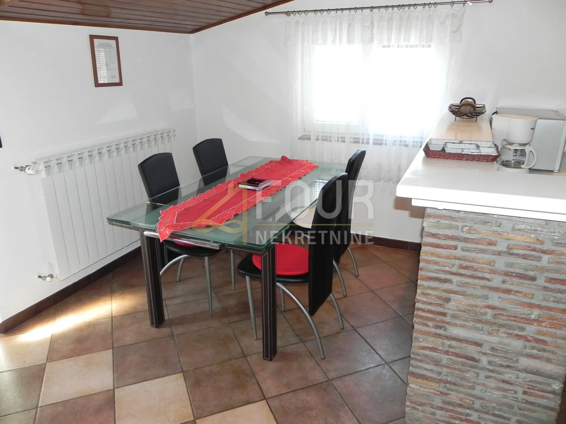 ista, rovinj, etaža s dva stana, 122m2, terasa i balkon - slika 2