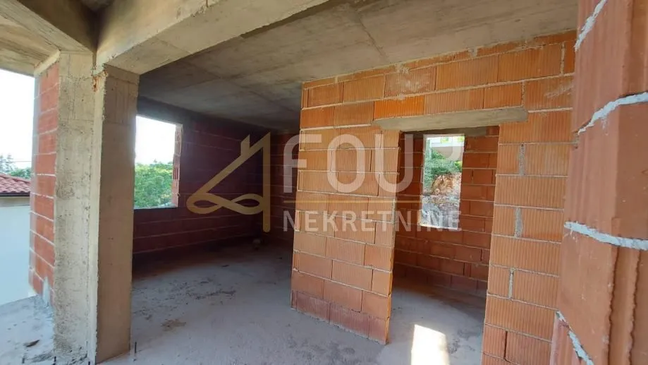 matulji, samostojeća kuća u roh bau izdanju - slika 4
