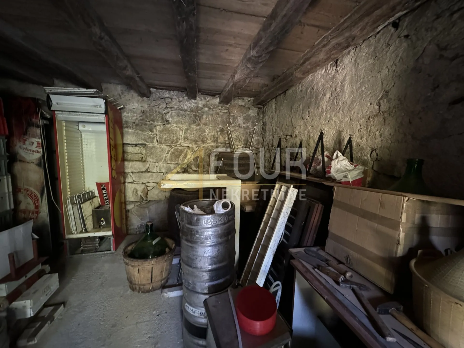 istra, buzet - okolica, starina 106m2 - slika 15