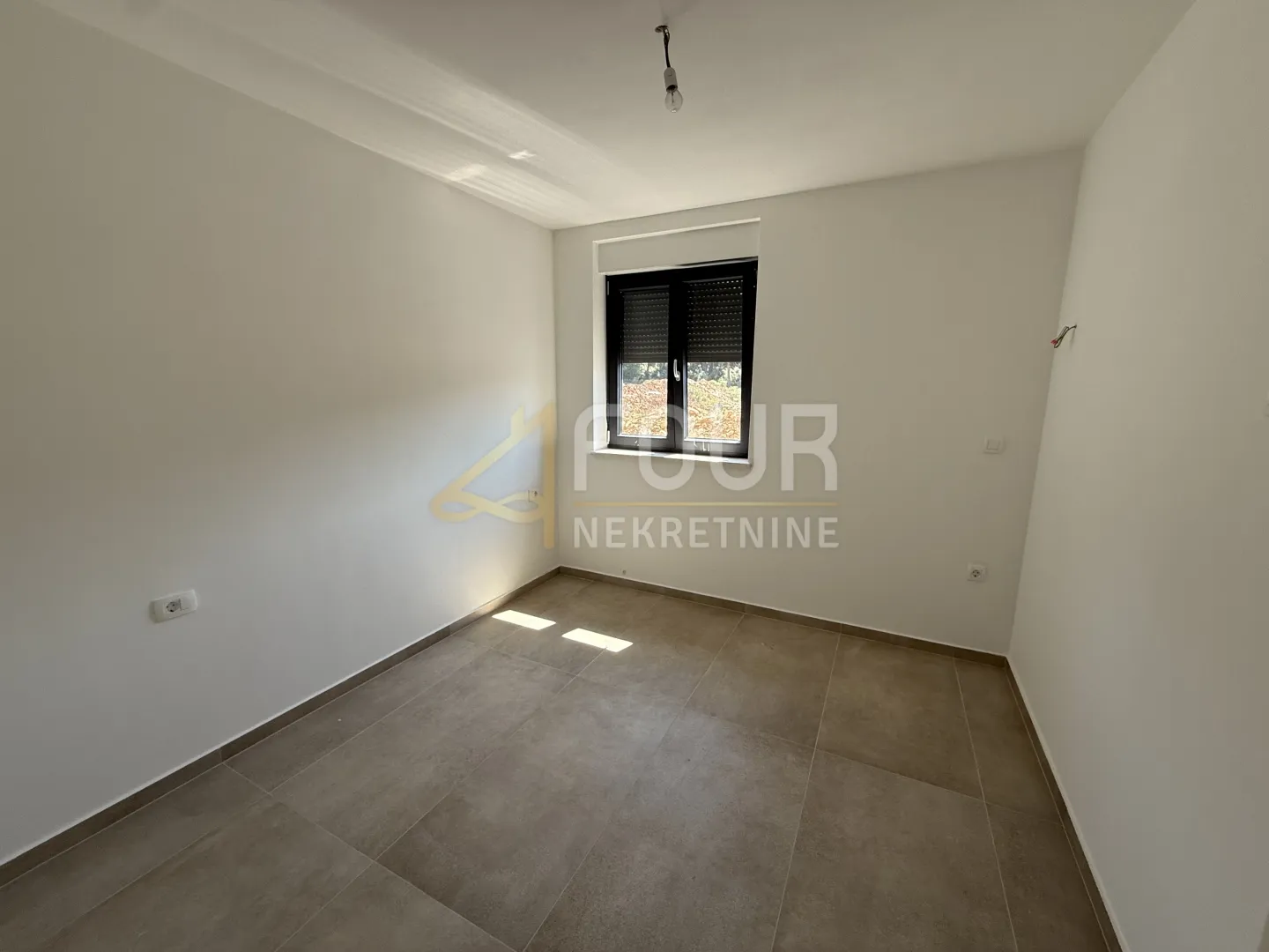 istra, pula, novogradnja, 2s+db, terasa - slika 6