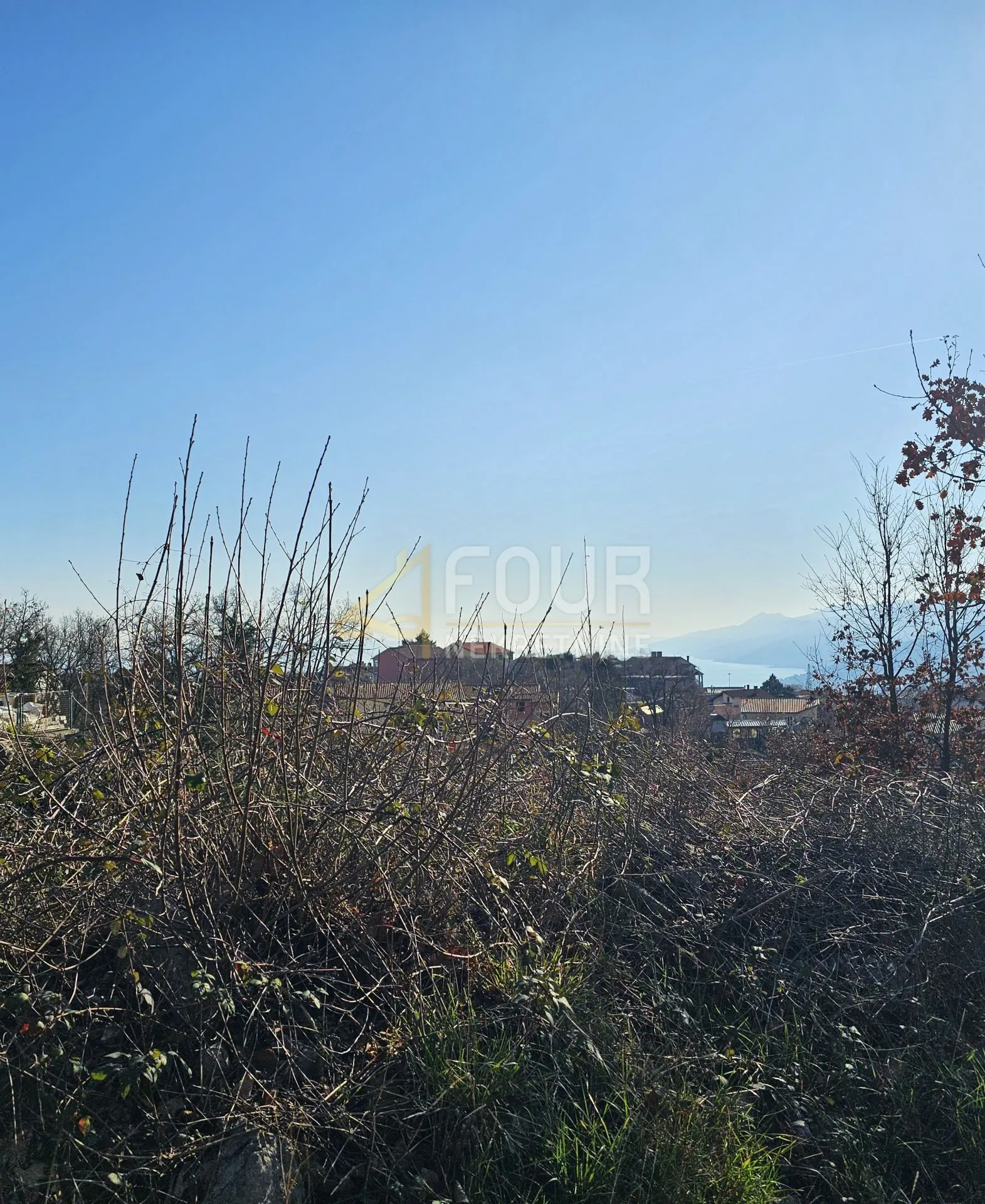 Kastav, zemljište s građevinskom dozvolom, 1.000m2