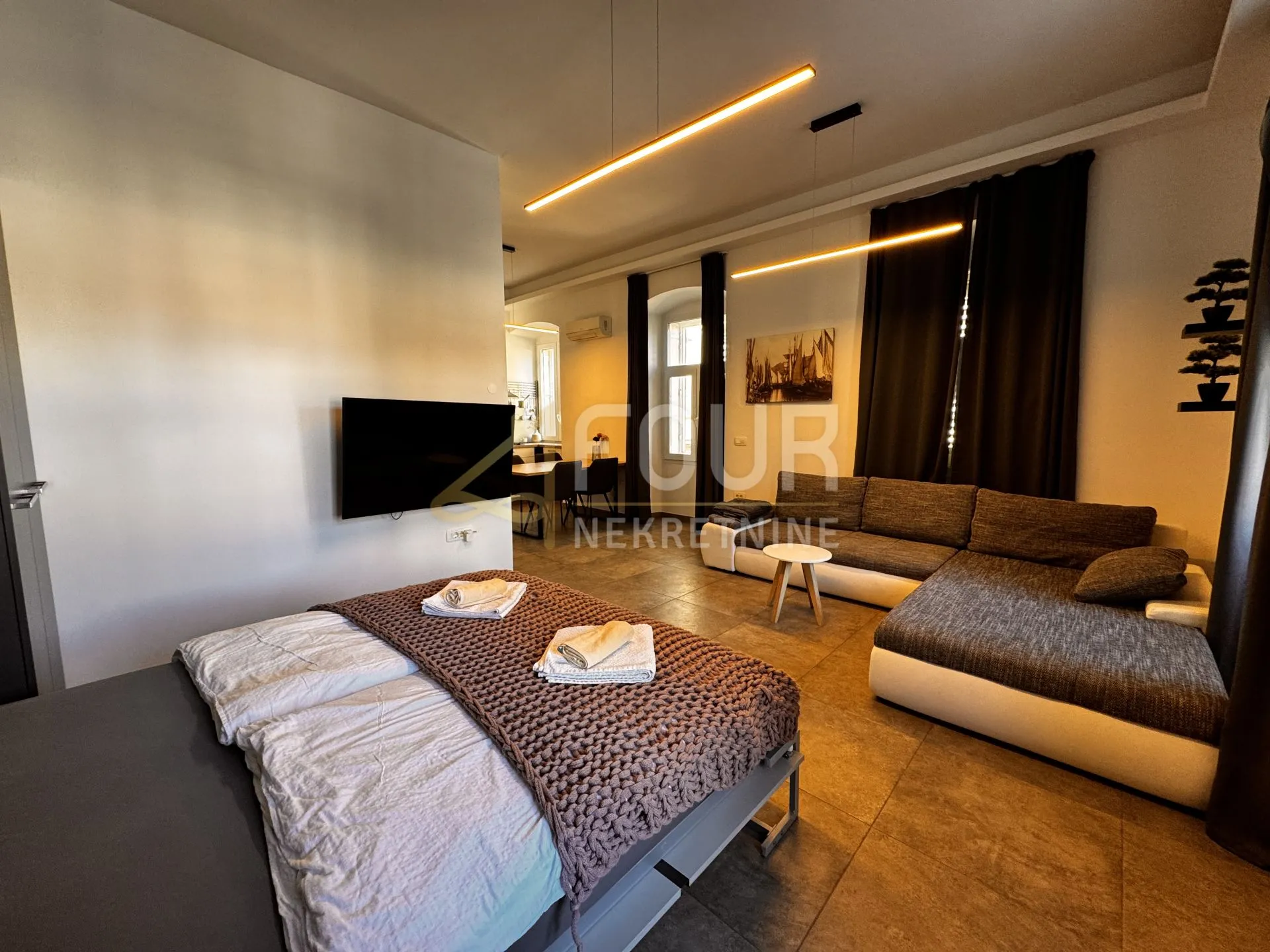 rijeka, centar, 166.49m2, u naravi 5 apartmana - slika 2
