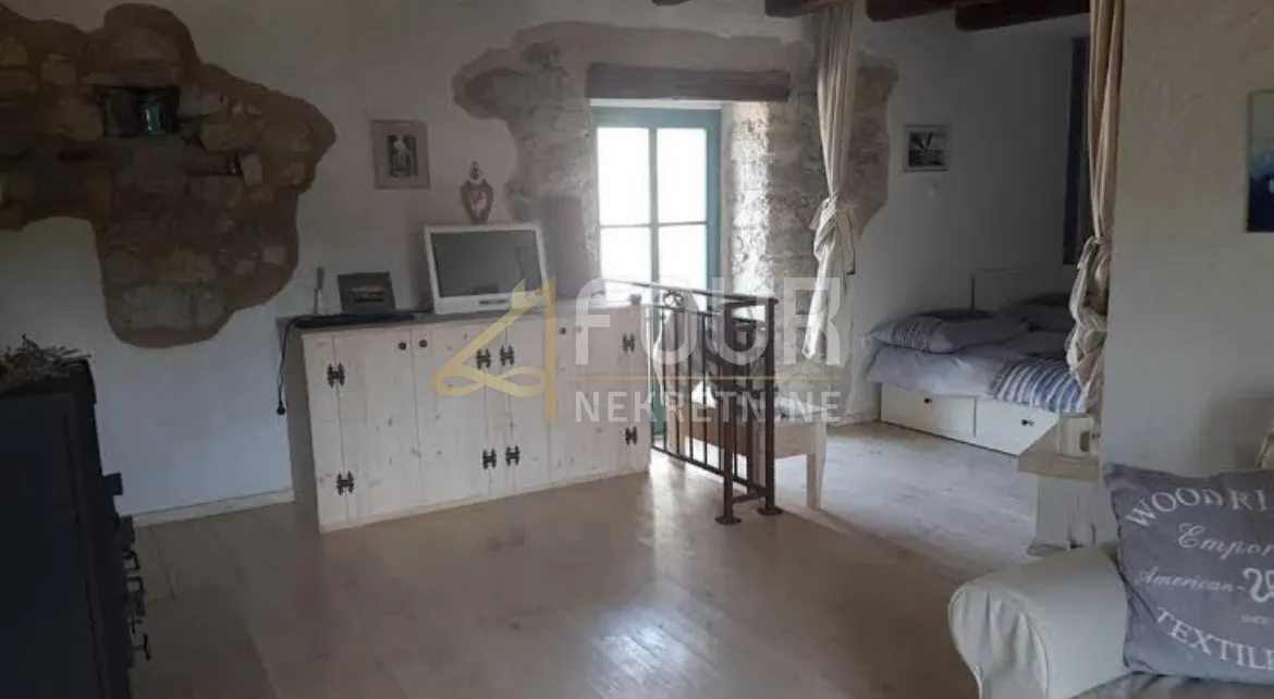 otok krk, malinska - okolica, kuća u nizu s bazenom - slika 12