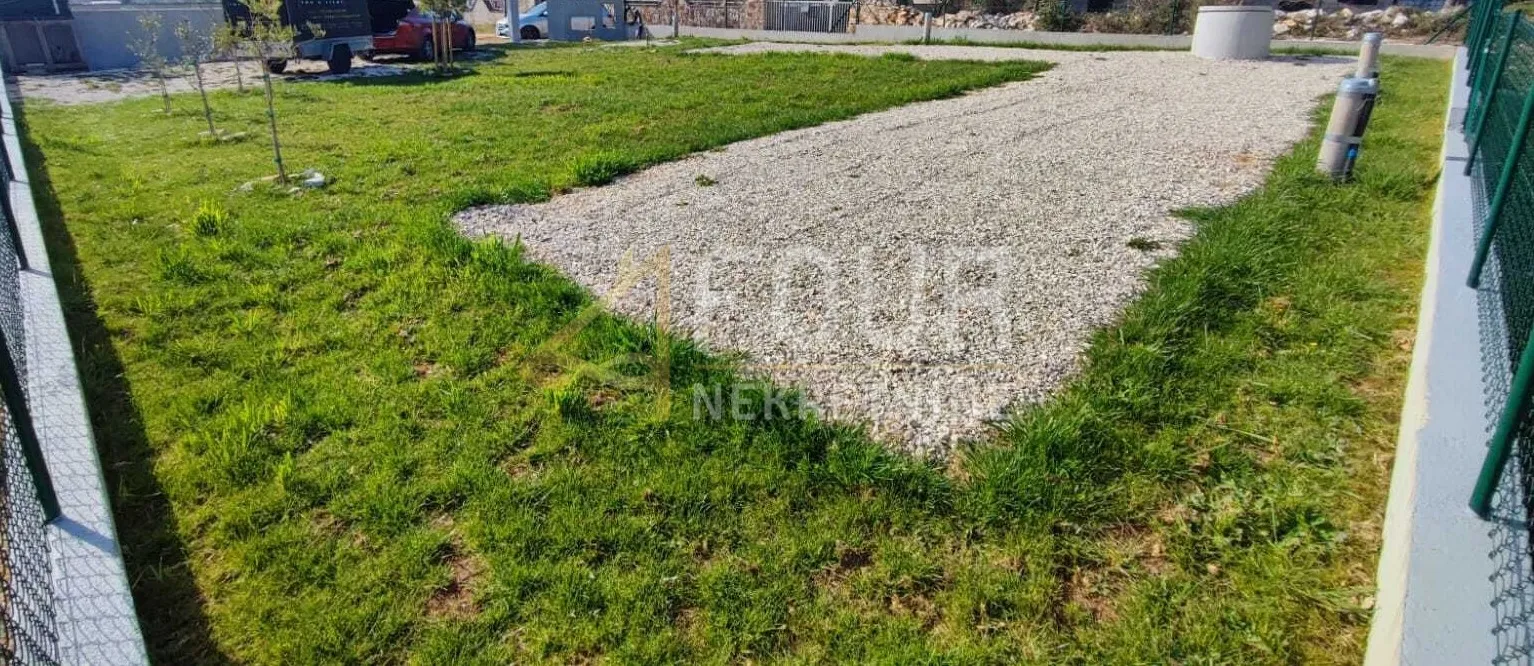 istra, peroj, poljoprivredno zemljište 405m2 - slika 3