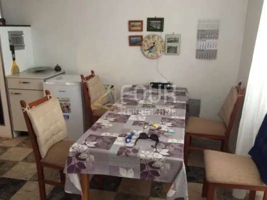 novi vinodolski, kuća 1. red do mora, 87m2 - slika 2