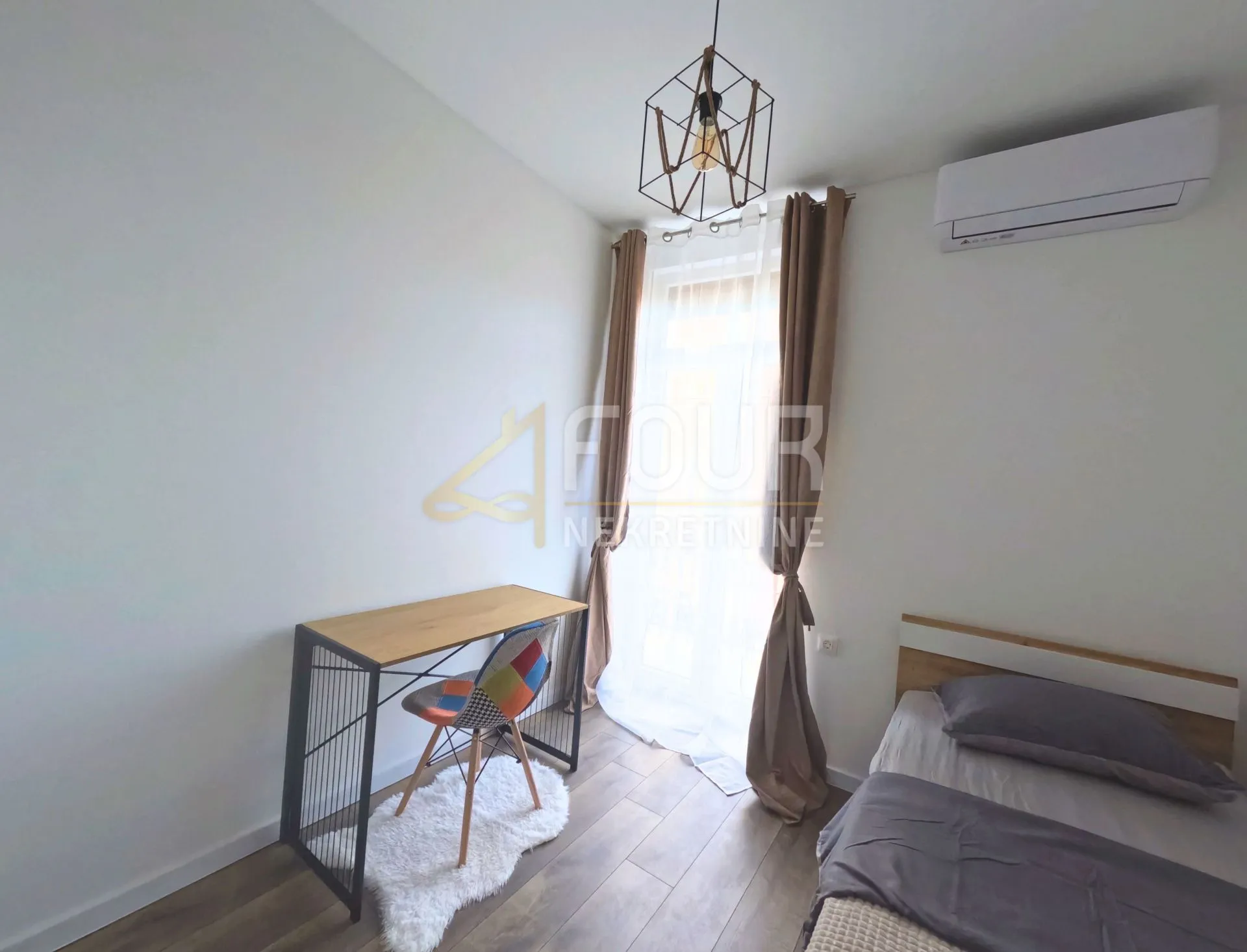 rijeka, širi centar, 98.48m2, 4s+db, balkon, adaptiran gospodski stan! - slika 7