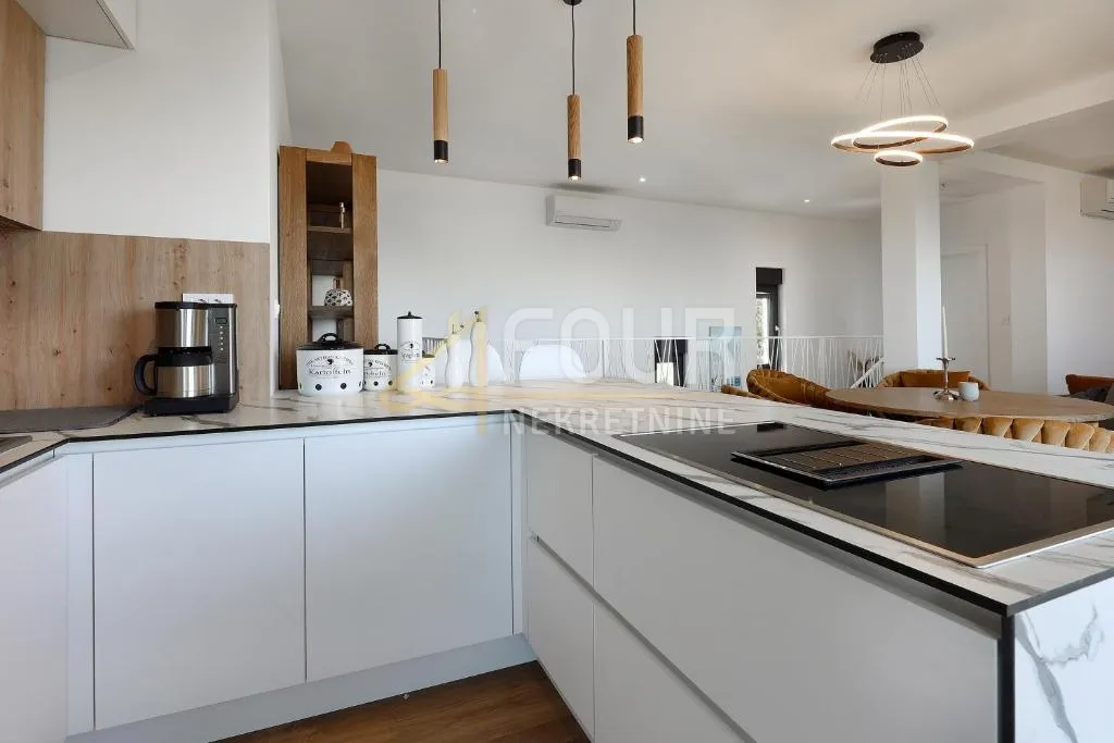 opatija, ika, 108.51m2, dvoetažni 2s+db, terasa i balkon - slika 8