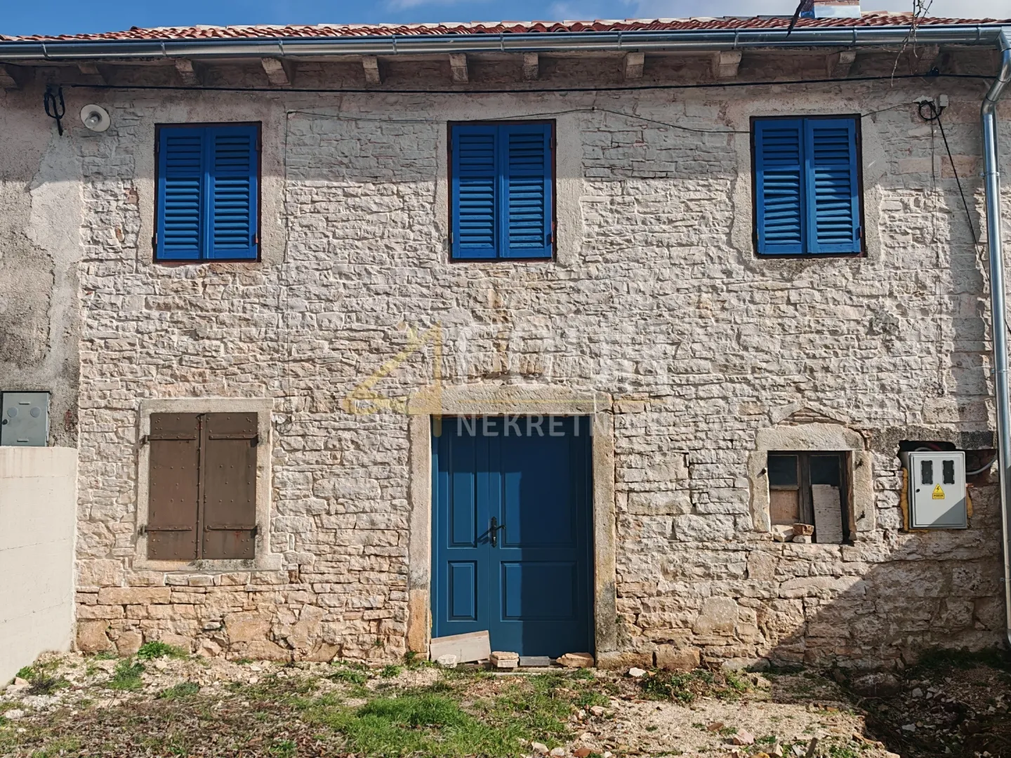 Istra, Žminj - okolica, kamena kuća u nizu 98m2