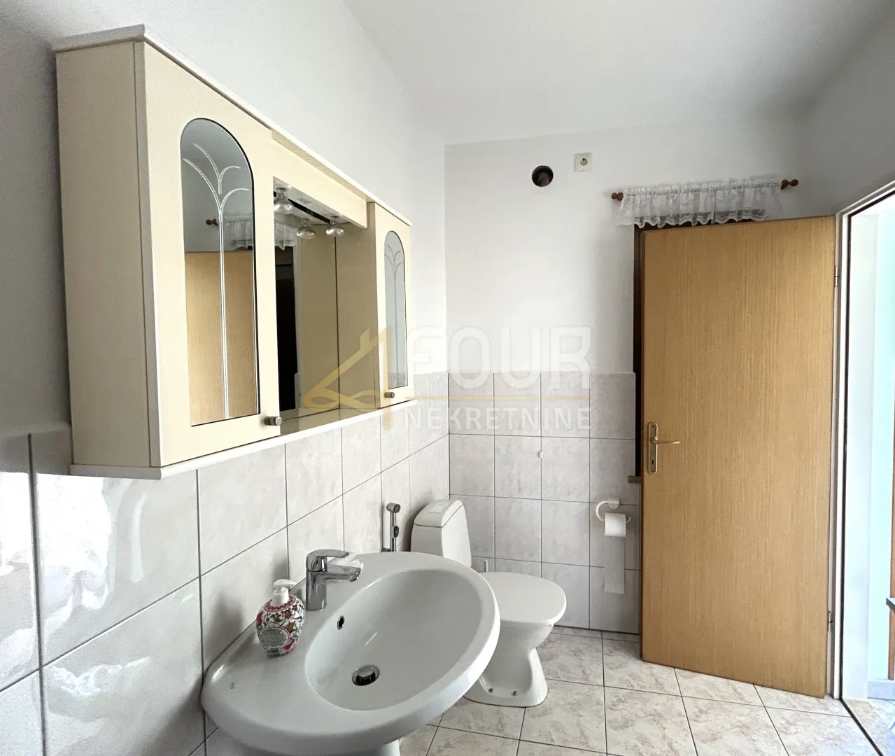 istra, šišan, kuća, 180m2, garaža - slika 19