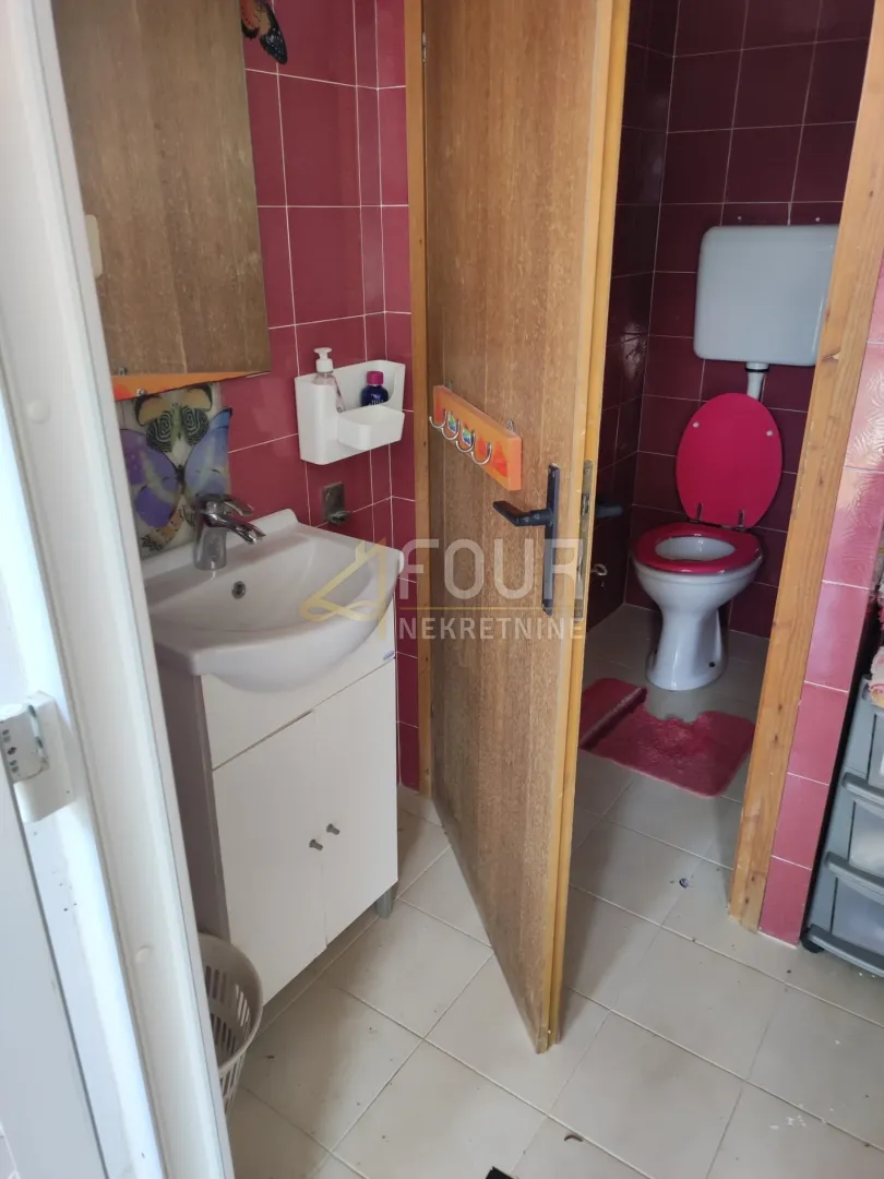 otok rab, kuća u nizu, 136m2 - slika 13