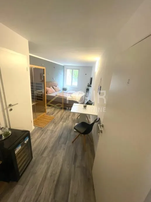istra, umag, poslovno-stambeni objekt, atraktivna pozicija! - slika 2