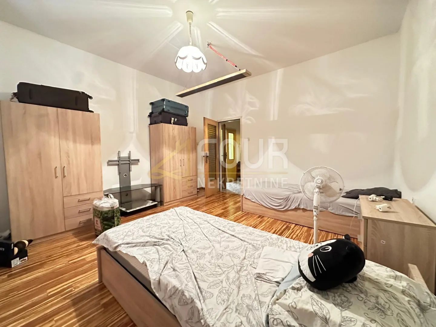pula, monte zaro, dvije kuće - tri stambene jedinice, 251m2 - slika 21