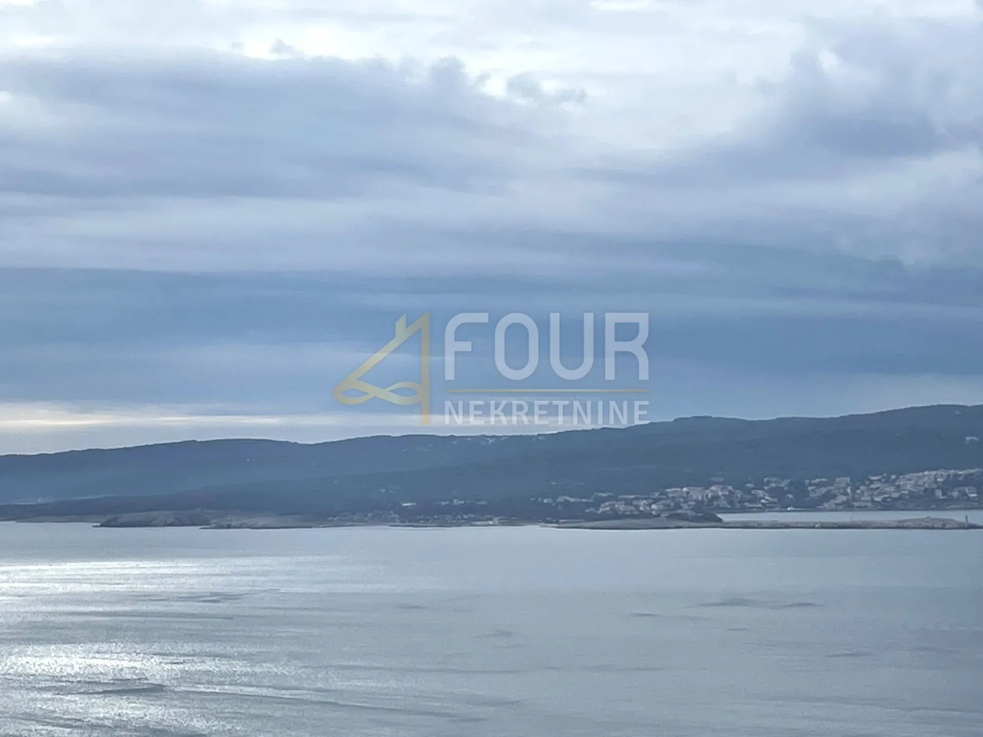 Crikvenica, 41.95m2, 1s+db, lođa, pogled na more