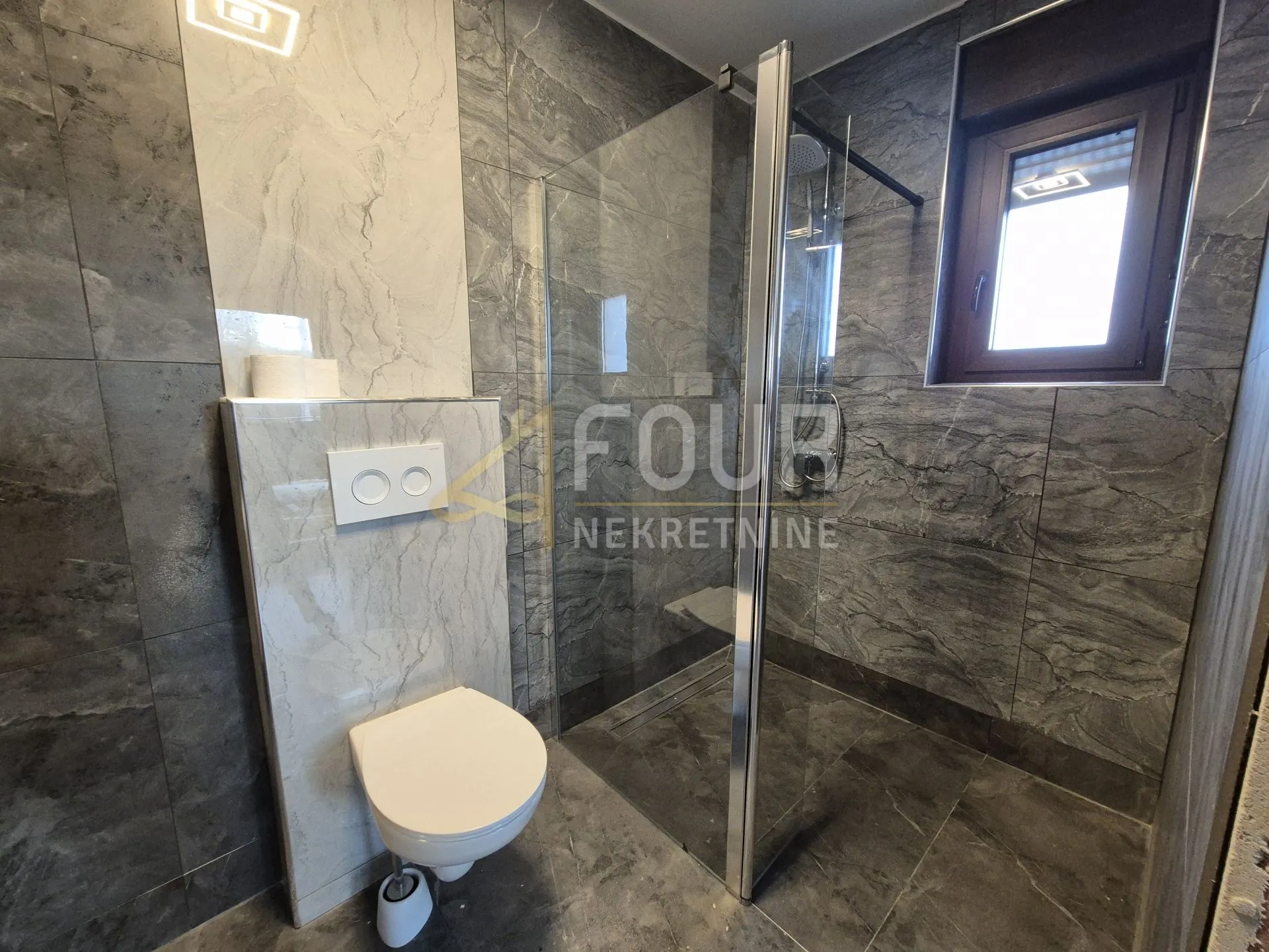 otok krk, soline, novogradnja s bazenom, 240m2 - slika 7