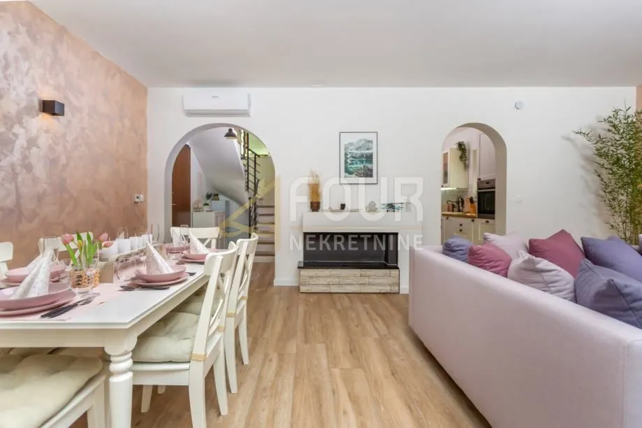 opatija, veprinac, moderna kuća 178.10m2, okućnica - slika 3