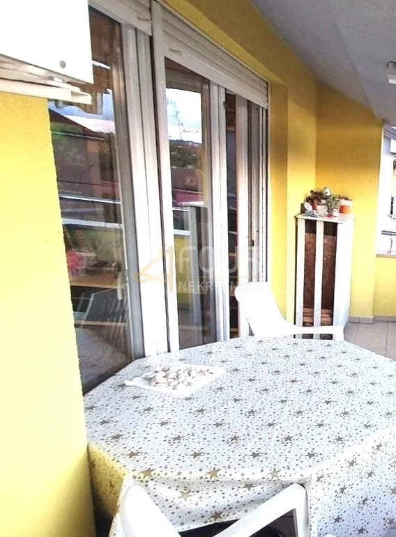 viškovo, 2s+db, 86.48m2, balkon i lođa - slika 20