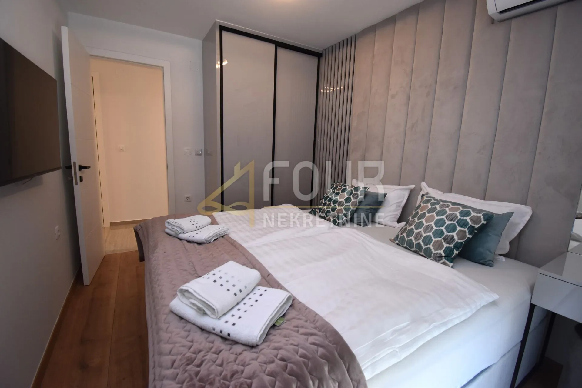 otok krk, malinska, novogradnja, 88.42m2, 3s+db, bazen, okućnica - slika 9