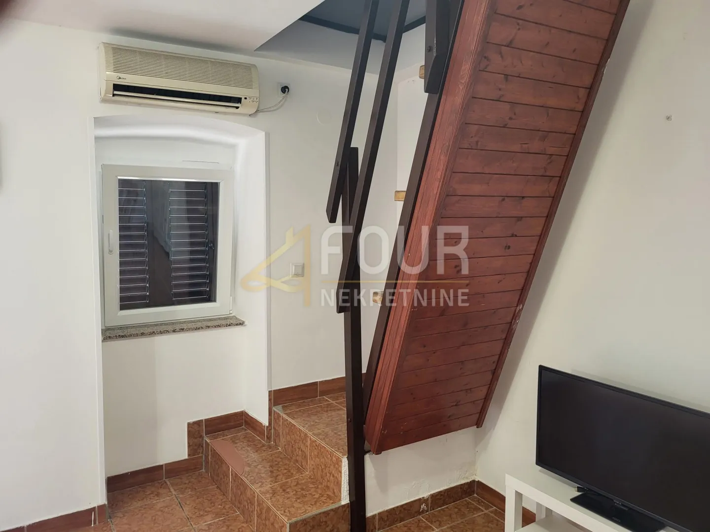 najam, rijeka, trsat, samostojeća kuća, 50m2 - slika 7