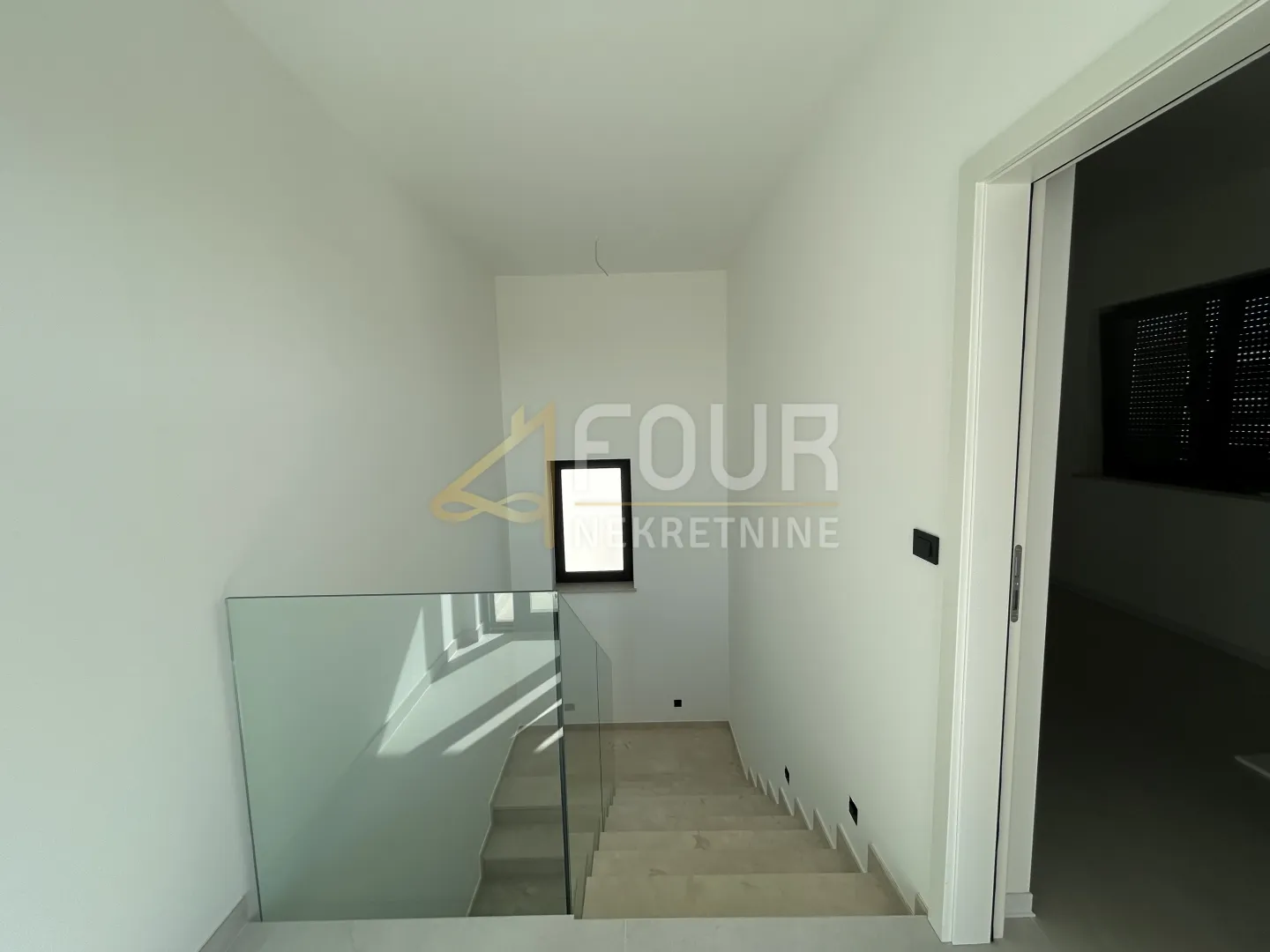 istra, poreč, 3s+db s bazenom - novogradnja - slika 5