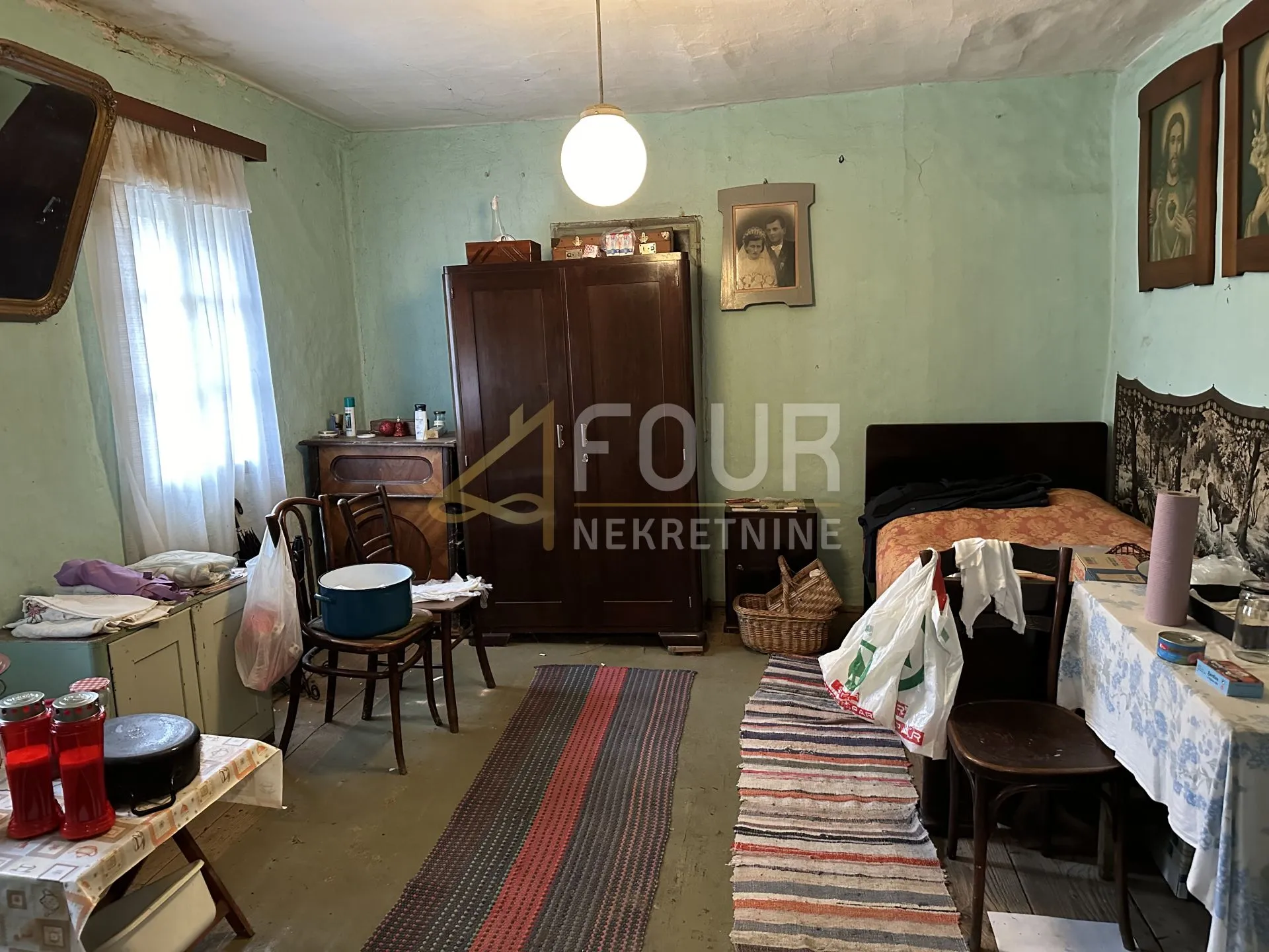 gorski kotar, brod moravice, samostojeća kuća 120m2, okućnica - slika 9