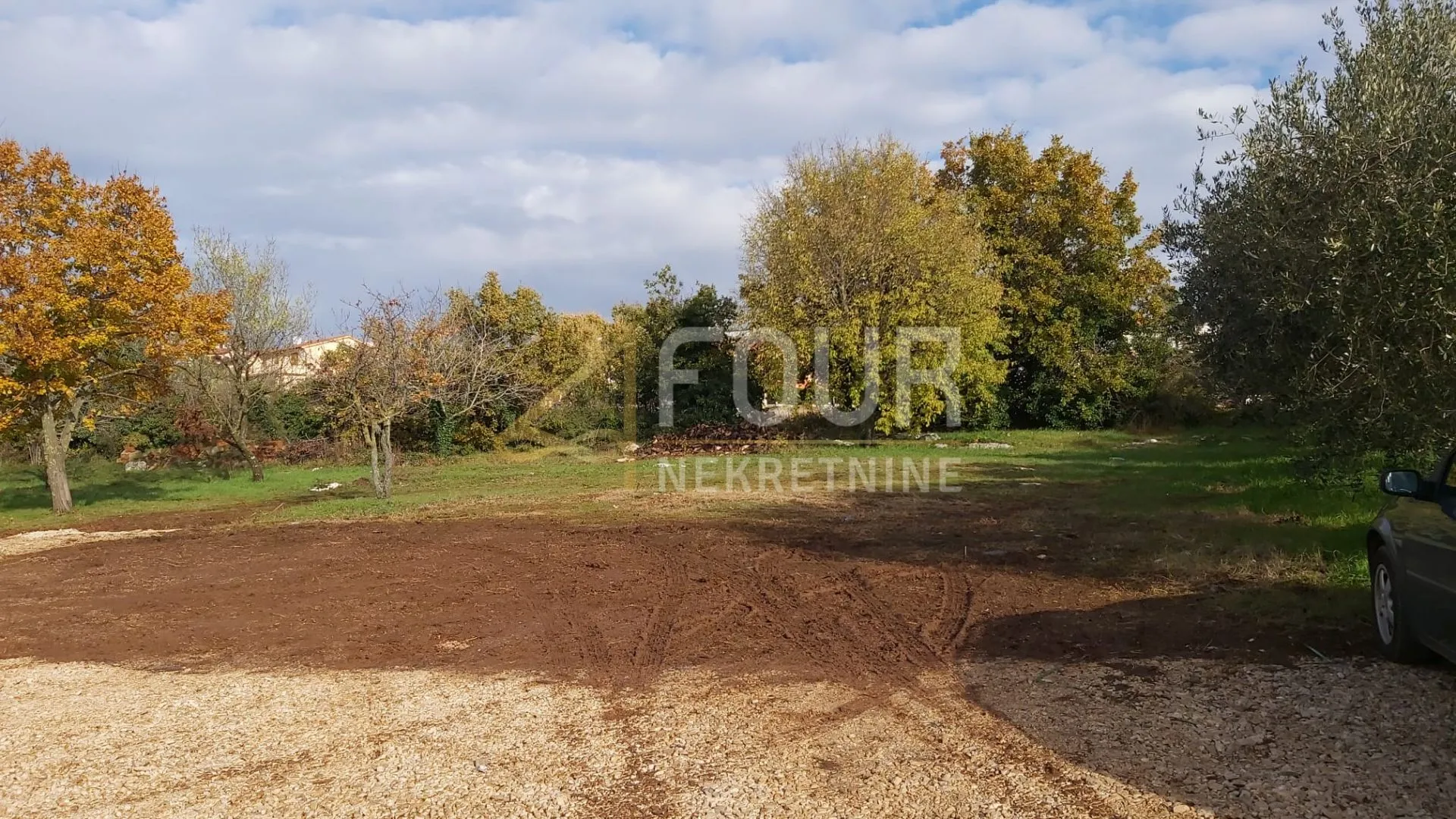 Istra, Kaštelir, zemljište 851m2 - Kaštelir, Kaštelir - Labinci