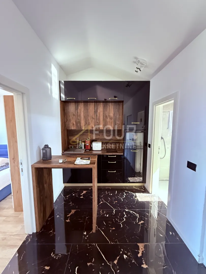 crikvenica, višeetažni stan, 161m2 - 4 stambene jedinice - slika 13