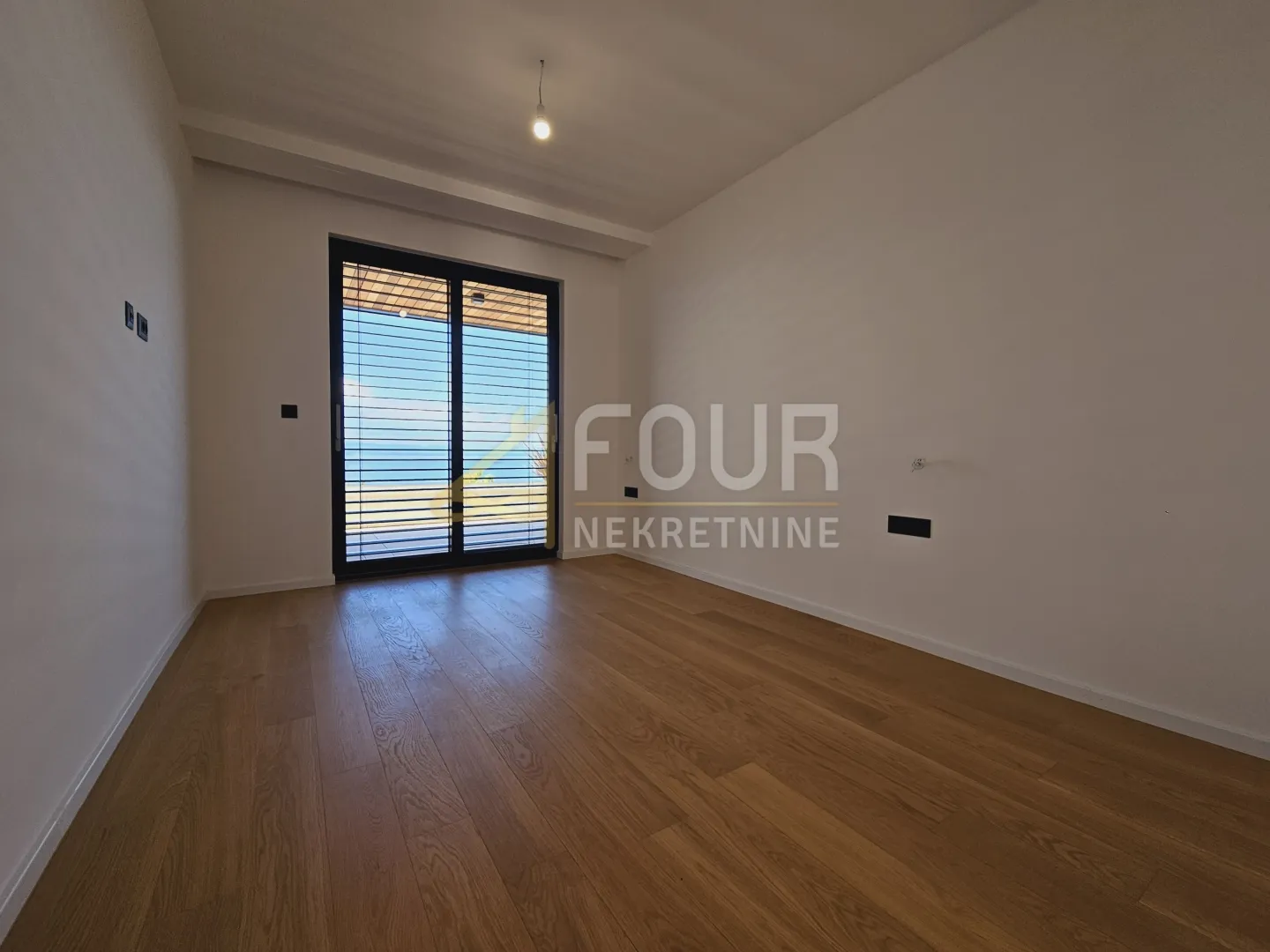 opatija, novogradnja, 3s+db, bazen, okućnica - slika 15