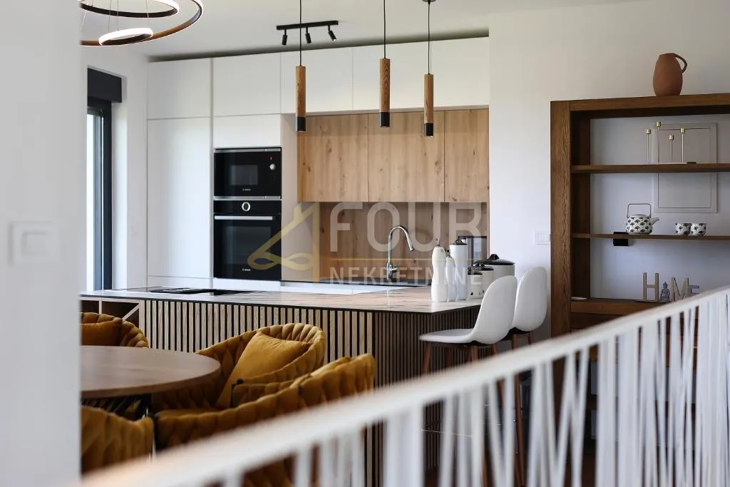 opatija, ika, 108.51m2, dvoetažni 2s+db, terasa i balkon - slika 5