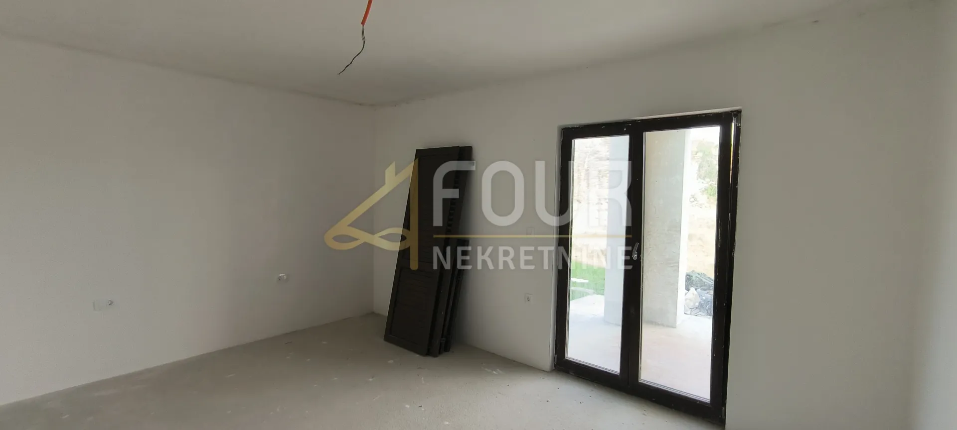 istra, barban, samostojeća kuća 206m2, terasa, balkon - slika 7