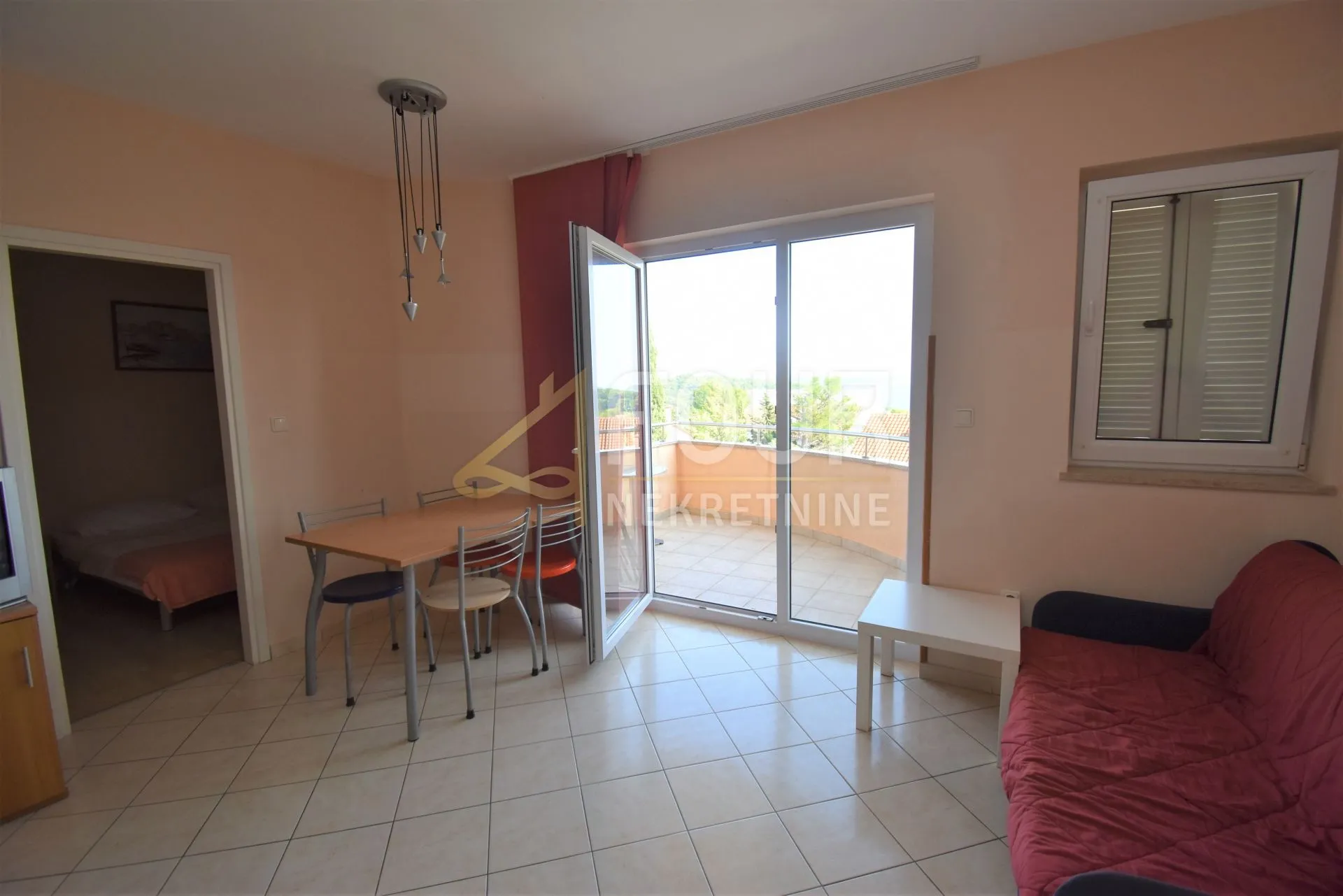 medulin - premantura - vila s 13 apartmana - slika 4